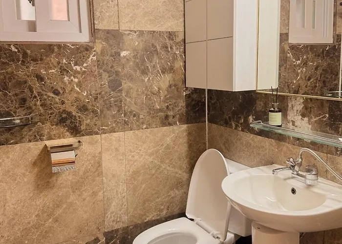 Open Special Price Mujeong Station 7 Minutes Lotte World Seokchon Garden Five Adjacent Two 4 People, Up To 8 People Villa *