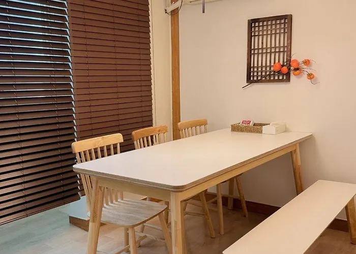 Open Special Price Mujeong Station 7 Minutes Lotte World Seokchon Garden Five Adjacent Two 4 People, Up To 8 People Villa *